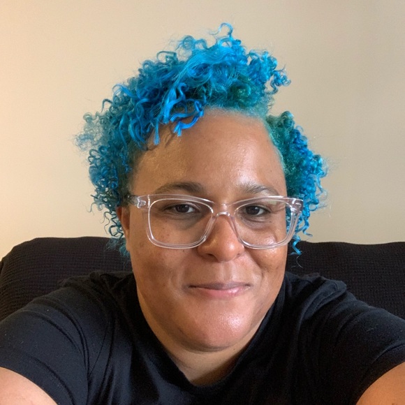 Meet your Posher, Brandi - Picture 4 of 6